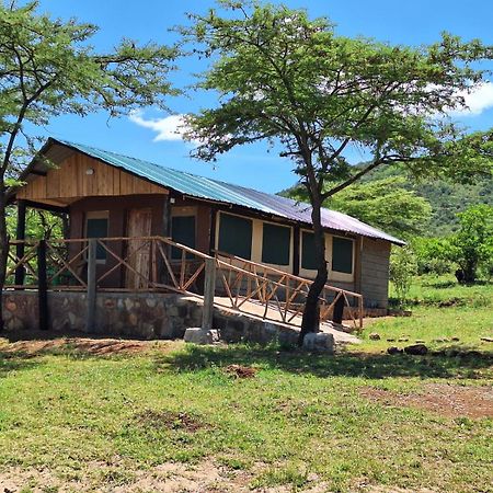 Maasai Mara Safari Camp In Kenya Acomodação com café da manhã Sekenani Exterior foto